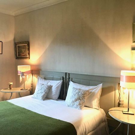 Les Volets Bleus Bed & Breakfast Arcangues Exterior photo
